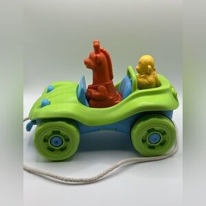 Green Toys Dune Buggy Pull Toy with‎ Giraffe & Monkey Figures